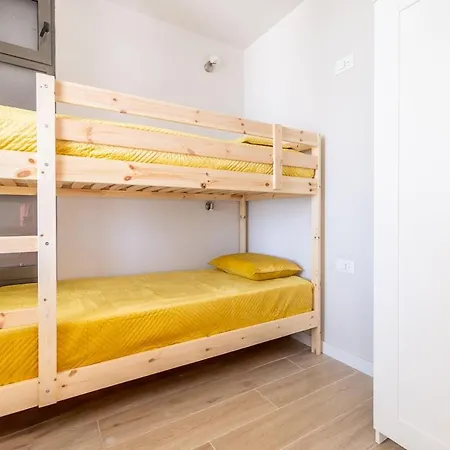 Apartment Riviera View 2br In Drymades By Pikhost