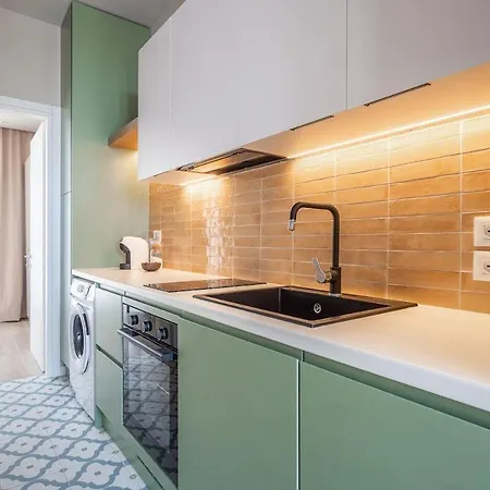 Riviera View 2br In Drymades By Pikhost Gjilek